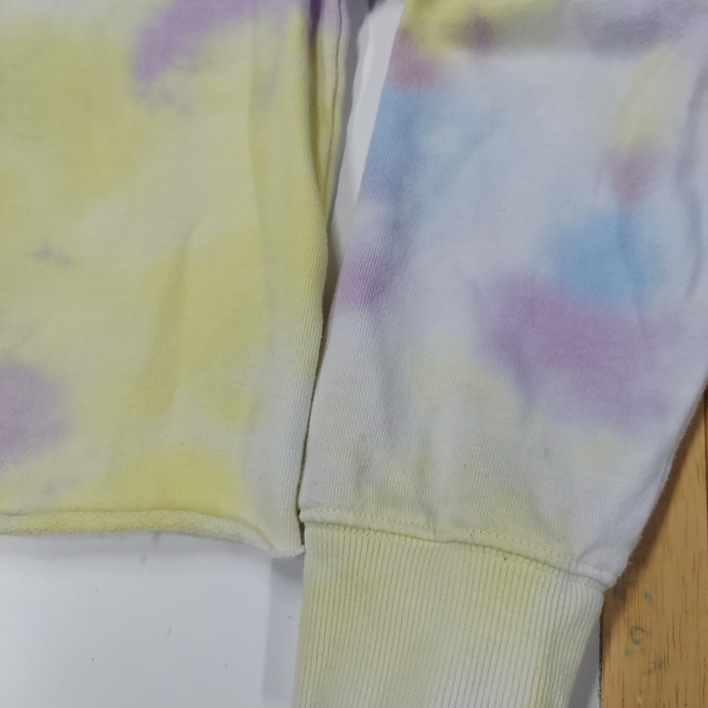 Colsie Tie Dye Pullover Cropped Sweatshirt - Picture 9 of 15